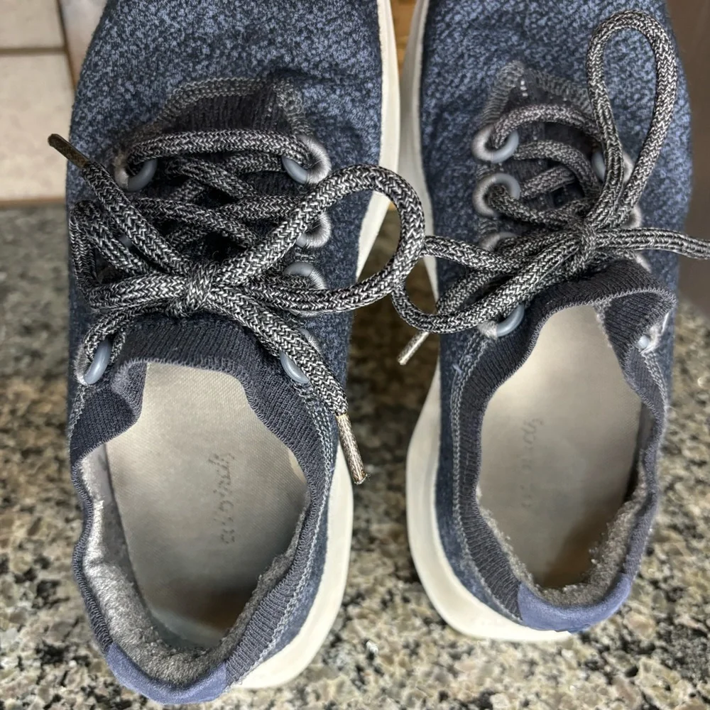 allbirds Wool Dasher Mizzles Women’s Sneakers Navy Size 8 1/2